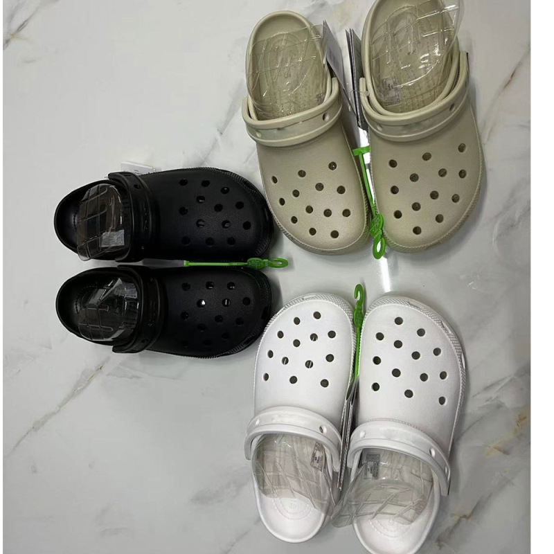 Women's Shoes Croc Shoes Cloud Slippers Summer Casual Breathable Thick Soled Outdoor Beach Shoes Sandals