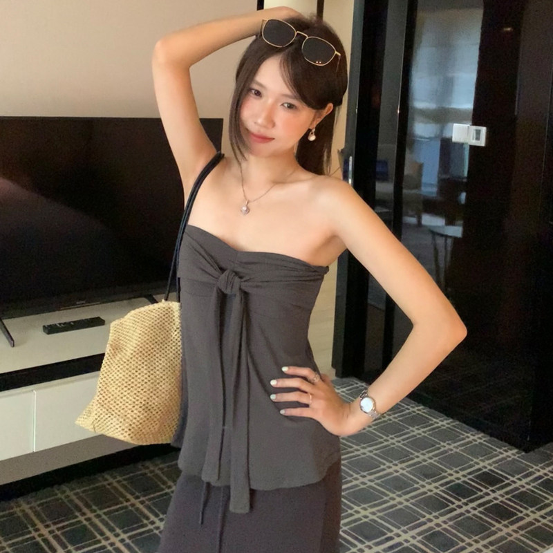 Unique Designer Slim-Fit Backless Tie-Up Tube Top for Women, Summer 2026 New Style, Stunning Hot Girl Top