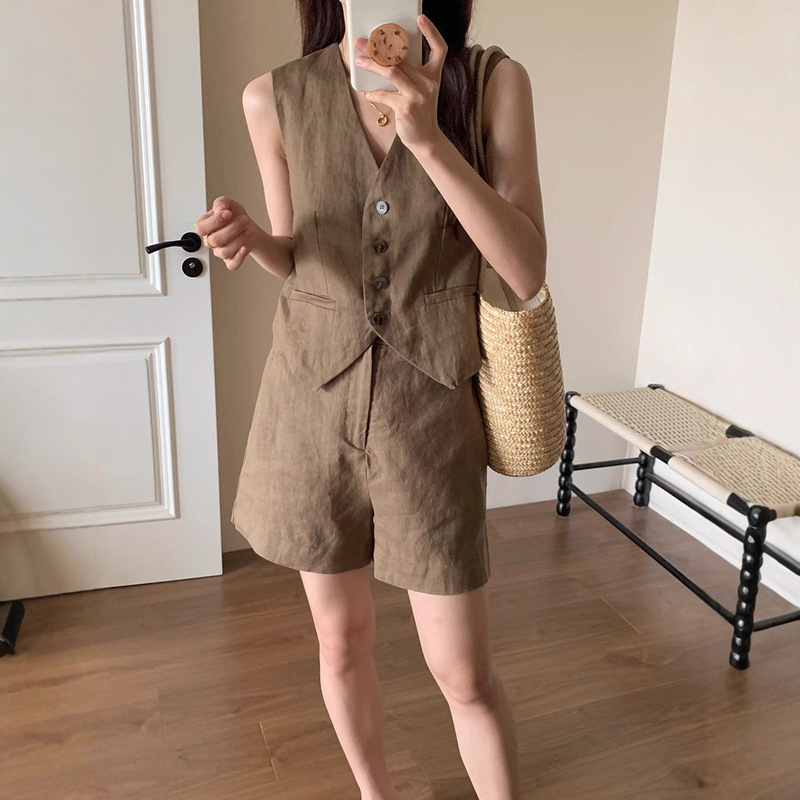Old Money Style Linen Suit for Women, Summer Retro High-End Sleeveless Blazer Vest and Shorts, Casual Commuting Two-Piece Set