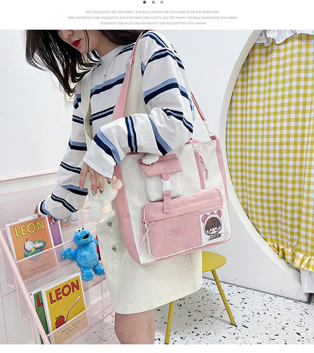 Canvas bag, large-capacity crossbody bag for women, Japanese and Korean version single-shoulder bag, student class tutorial bag, versatile ins trendy book Application Scenario
