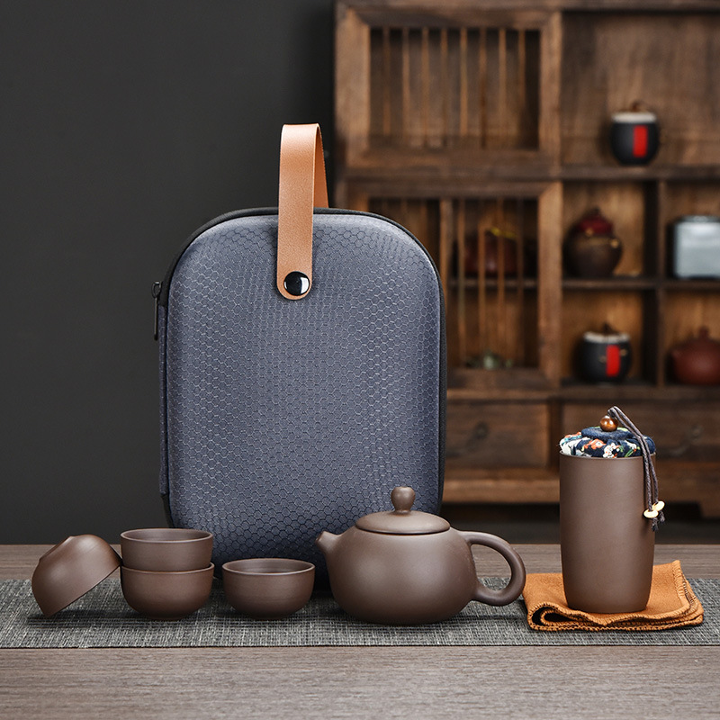 Tea set for traveling