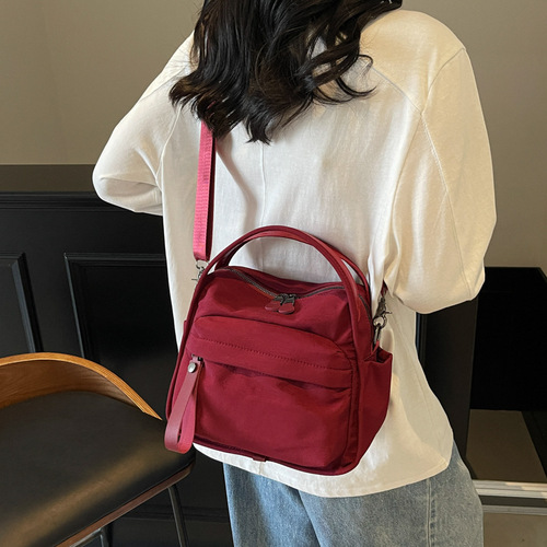 Women's Fashion 2025 Minimalist Lightweight Casual Bag Small Niche Rayying Shoulder Bag Crossbody tote bag