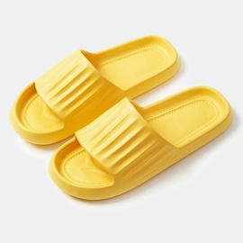 衣钩/挂钩;收纳盒;衣架