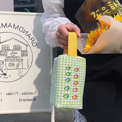 Canvas pen bag small and fresh green grid heart cute makeup bag large capacity portable storage bag wholesale one piece