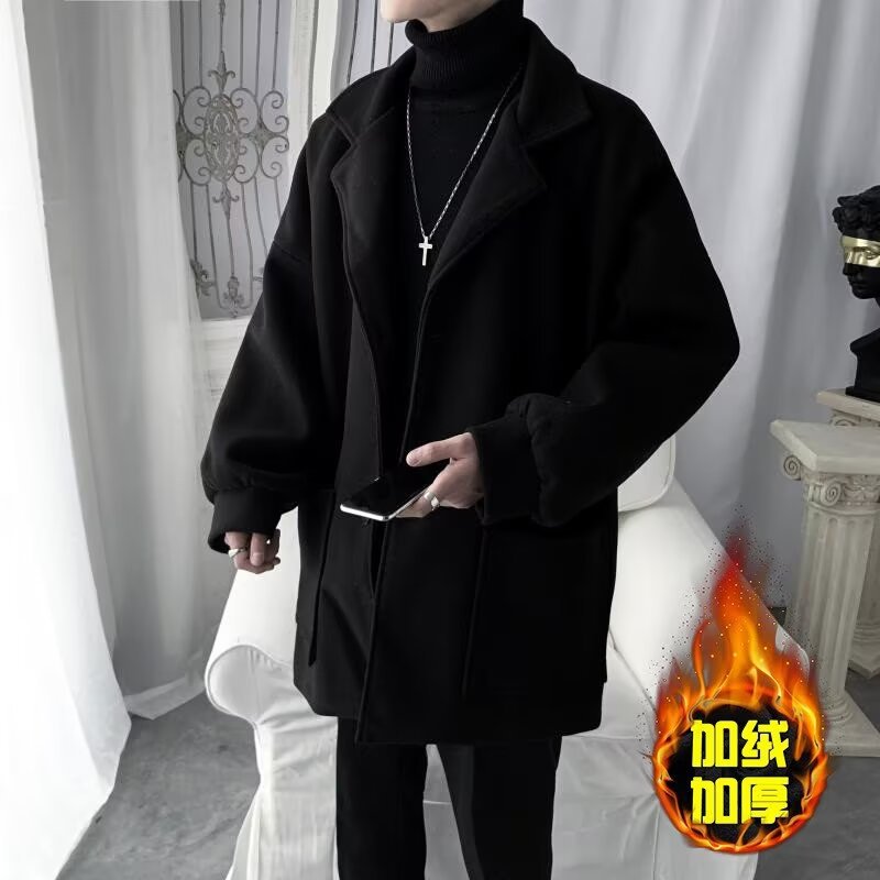 Chaqueta de tween para hombres, chaqueta de tween gruesa, abrigo de estilo medio largo, abrigo de estilo coreano, estilo de invierno y otoño, estilo de Hong Kong.