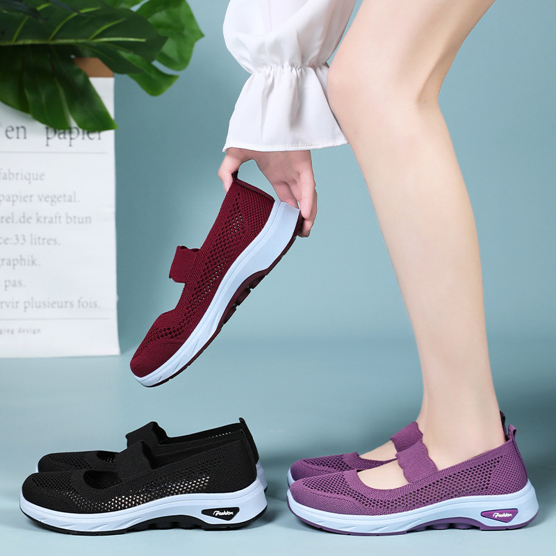 Zapatos de mujer verano volando tejido transpirable madre zapatos casuales cómodos de suela blanda zapatos zapatos de malla livianos de todo fósforo para mujer al por mayor