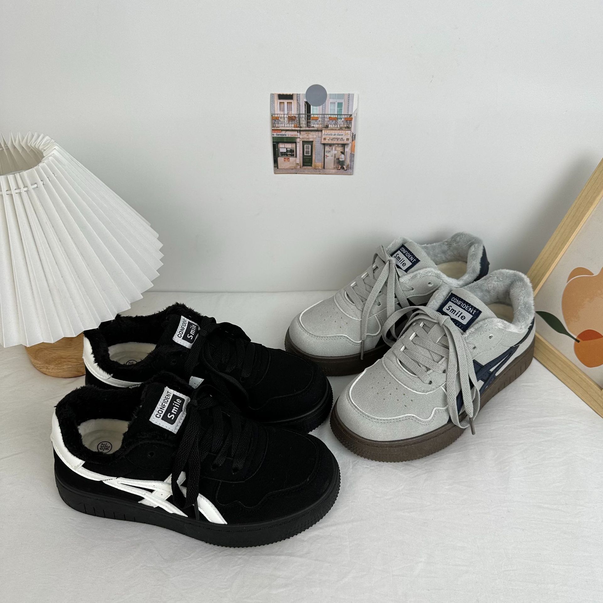 Yuanbo 2025 invierno nuevos zapatos de algodón ropa exterior de mujer más zapatillas de terciopelo versión coreana de zapatos de mujer cálidos casuales de todo fósforo image 1
