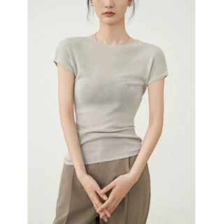 100%莱赛尔简约舒适修身凉爽感圆领小连袖针织T恤女柔肤