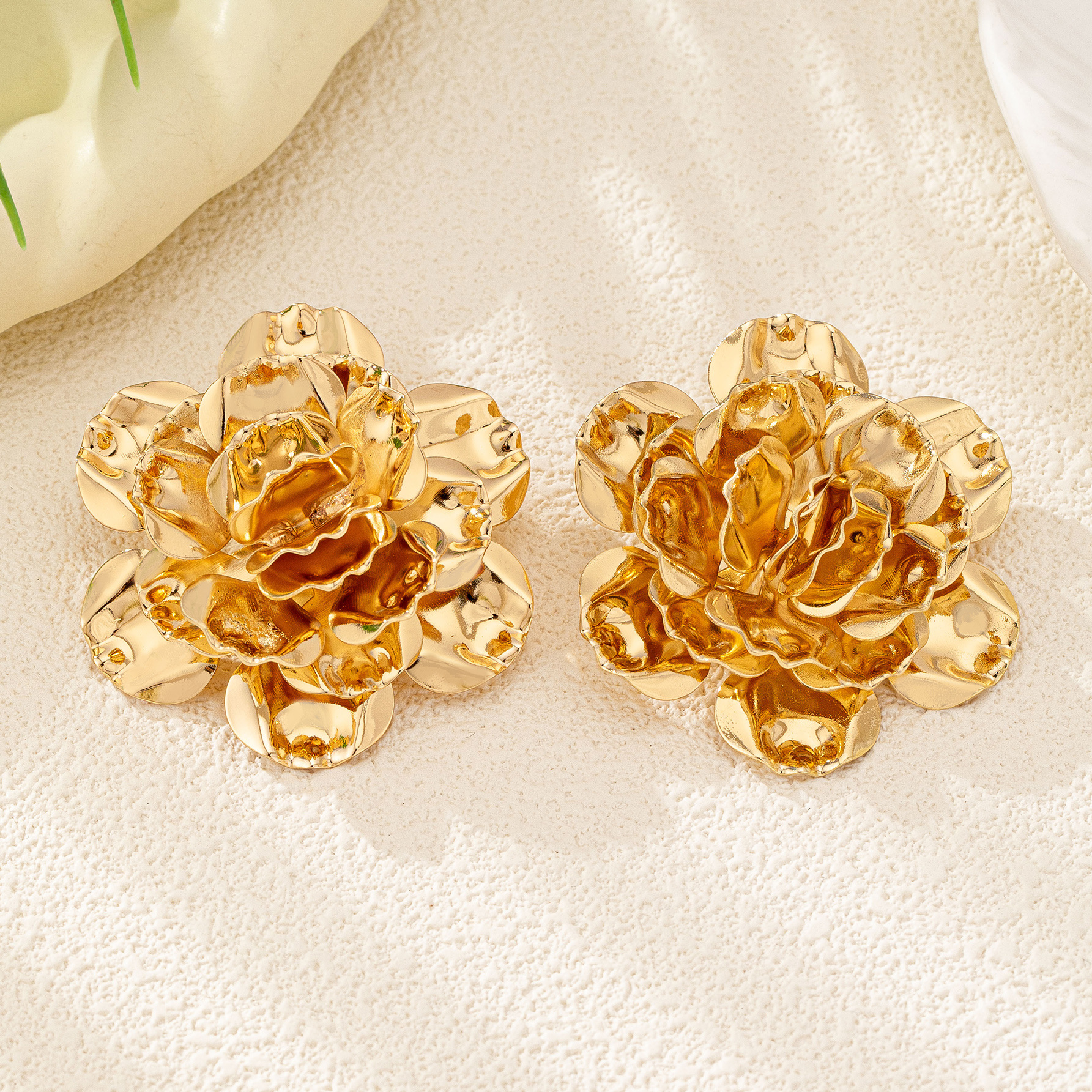 1 Pair Quantity Daily, Shopping Occasion 1 Pair Classic Style Flower Plating Alloy Ear Studs