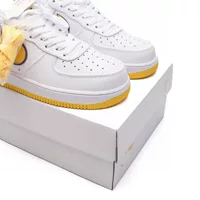 Прямые продажи с фабрики Путянь Кобе Air Force 1 новый фиолетовый золотой белый желтый фиолетовый низкий уровень повседневной спортивной обуви