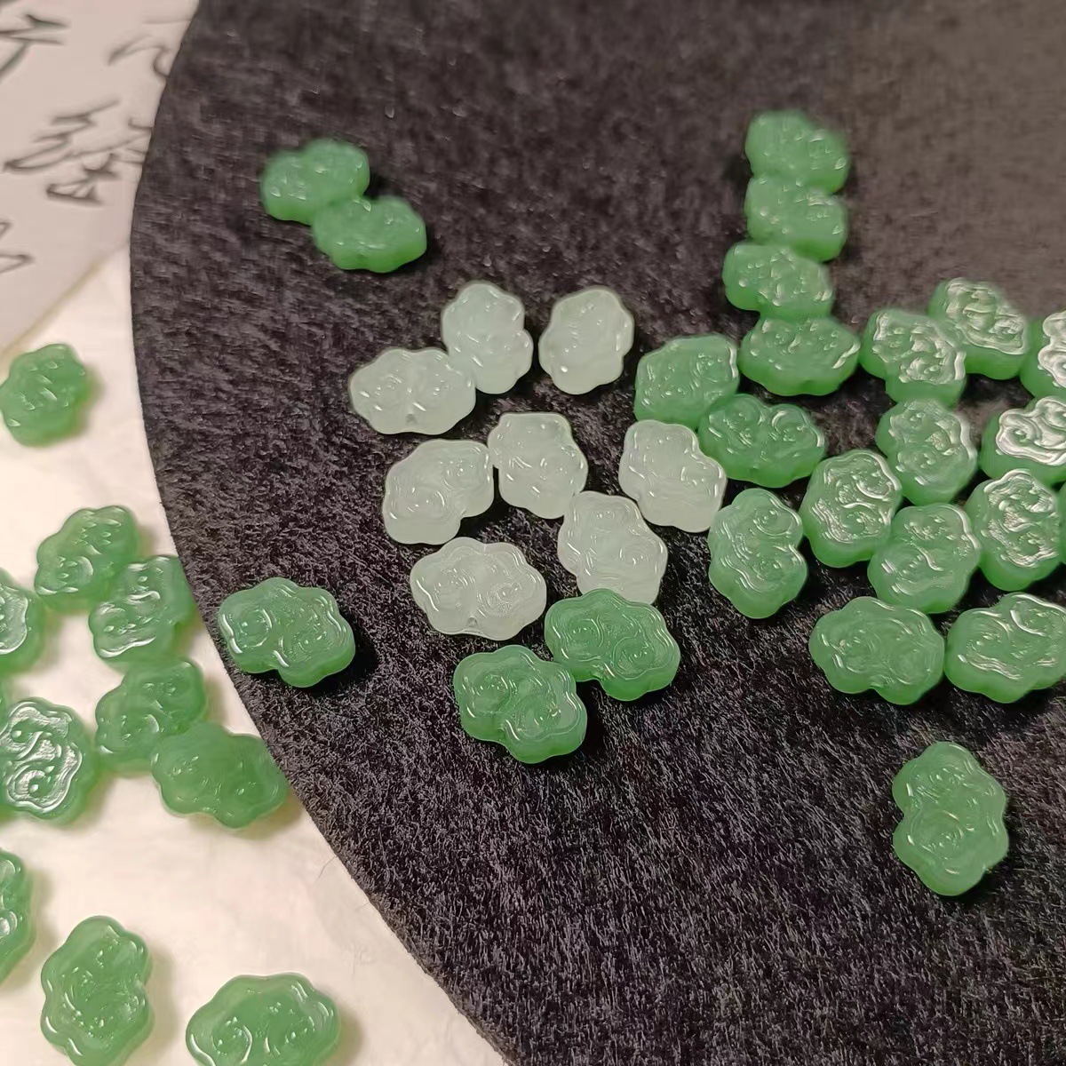 Liyu Xiangyun imitation jade straight hole pendant hanging piece spacer DIY handmade back cloud ancient style step shake hairpin jewelry material 