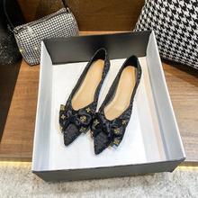 新款气质风超软软底2025四季休闲法式瓢鞋浅口尖头单鞋平底豆豆鞋