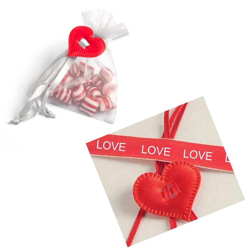 Nuevos productos transfronterizos adornos de corazón de melocotón cuadrícula amor accesorios hechos a mano DIY material de decoración creativo colgante de San Valentín