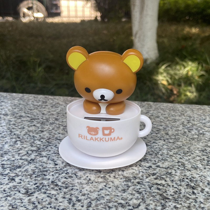 ソーラー人形 リラックマ カー用品 車の装飾品 かわいい首振りコーヒーカップ人形装飾 KT|undefined