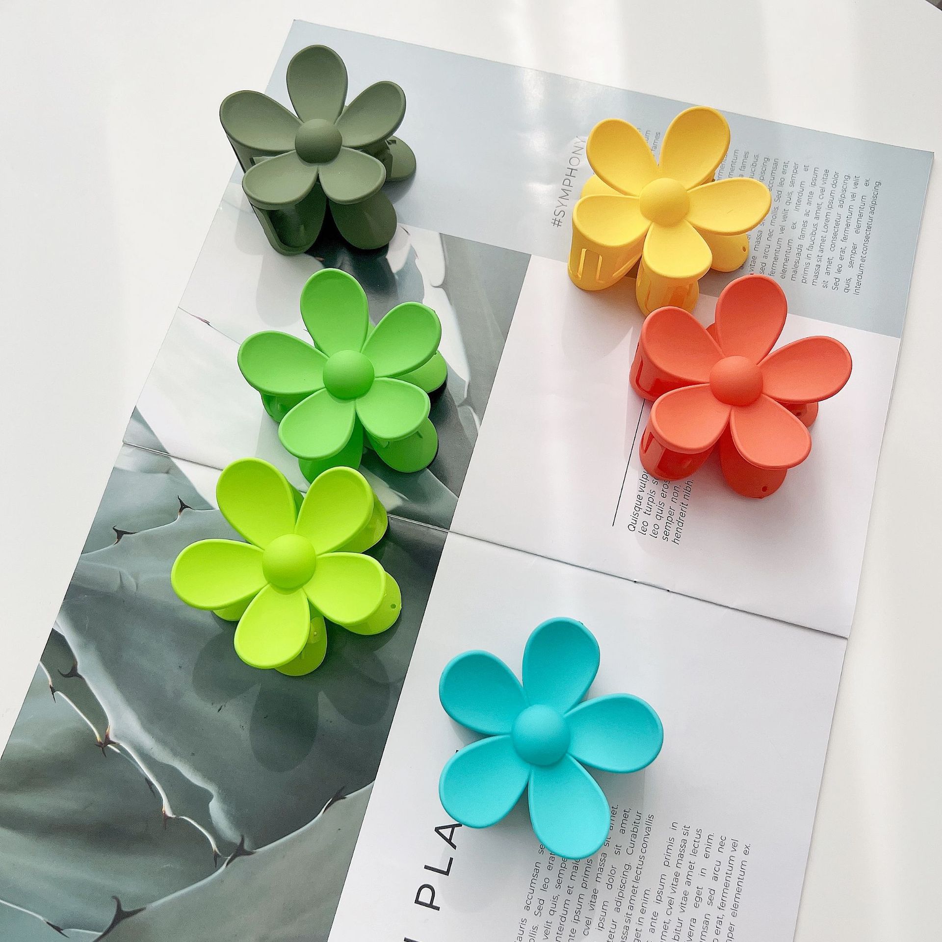 Fashion Frosted Candy Color Flower Shaped Hairpin Hair Clip Hair Accessories display picture 4