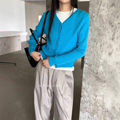 6UP秋韩系羊毛坑条V领毛衣2025广州十三行新款极简休闲慵懒50223