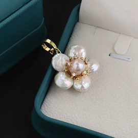 项链;手链;耳钉