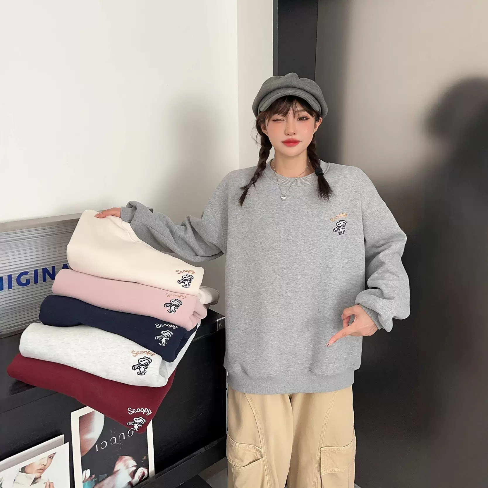 冬季新款卡通刺绣高品质沐冬绒加绒加厚休闲宽松显瘦圆领女式卫衣