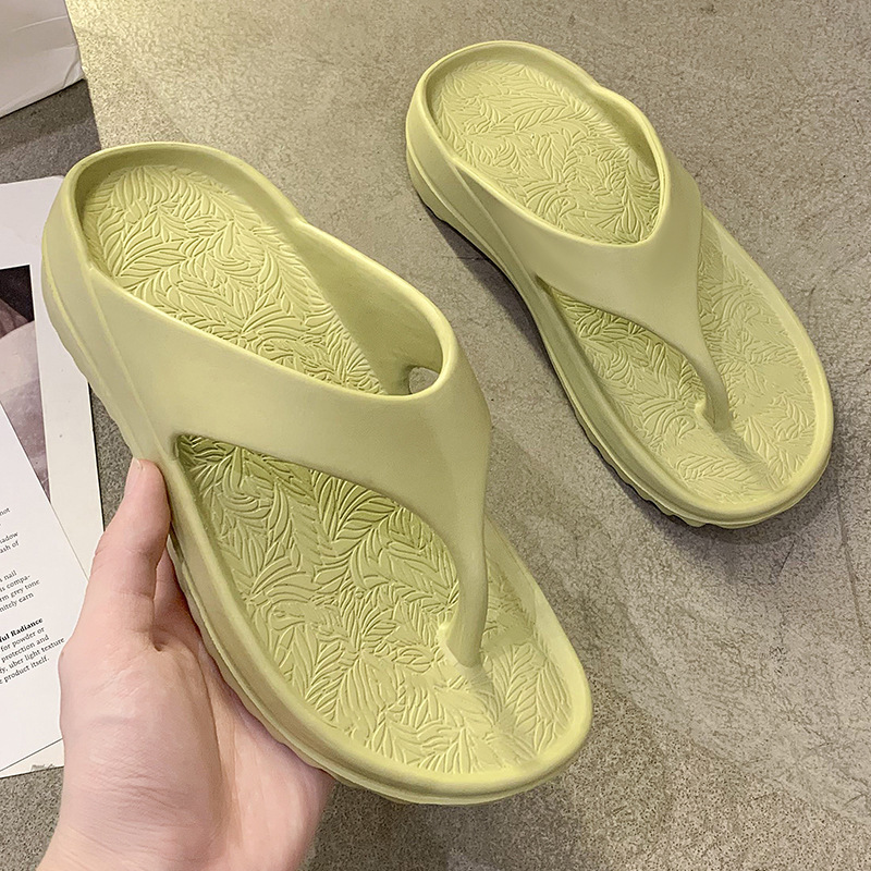 Flip flops cross-border Outdoor Women's fashionable outdoor soft bottom thickened wedge couple flip-flops beach sandals men Flip flops cross-border Outdoor Women's fashionable outdoor soft bottom thickened wedge couple flip-flops beach sandals men