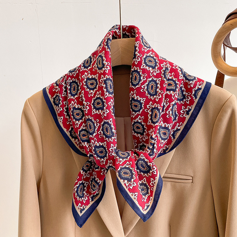 돌연변이 캐슈 꽃-레드