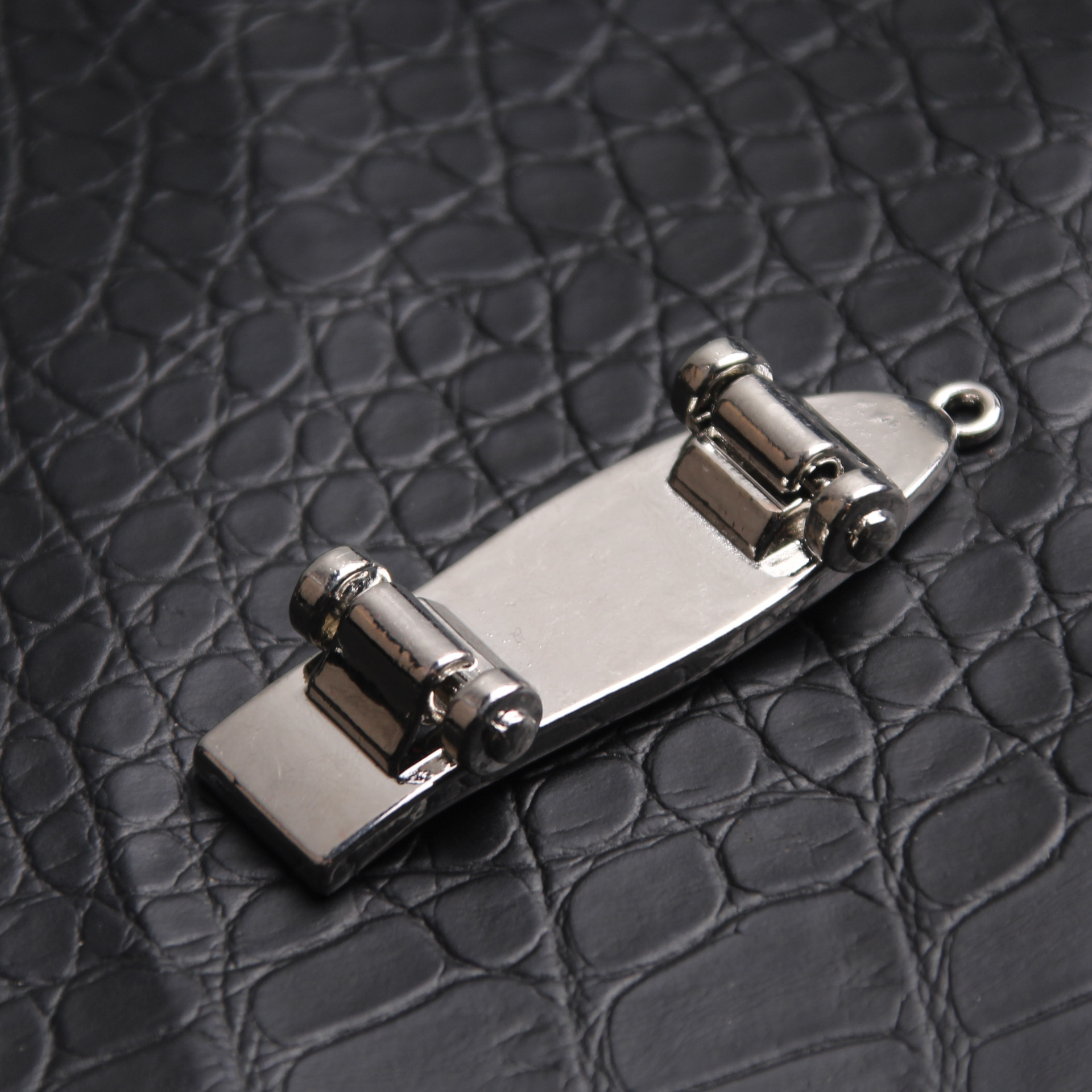 22647260924_717400696