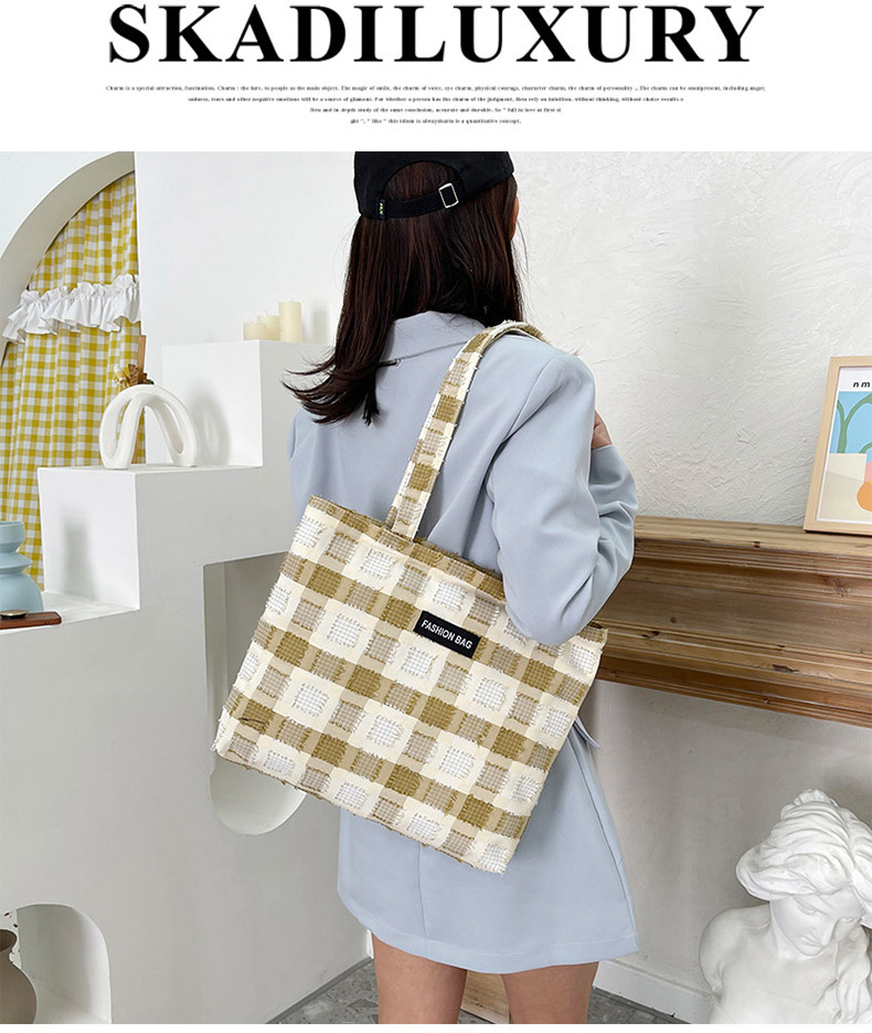 Girls' Japanese-style checkered shopping bags, zipper canvas bags, girls' Korean-style large-capacity student tote bags for class undefined