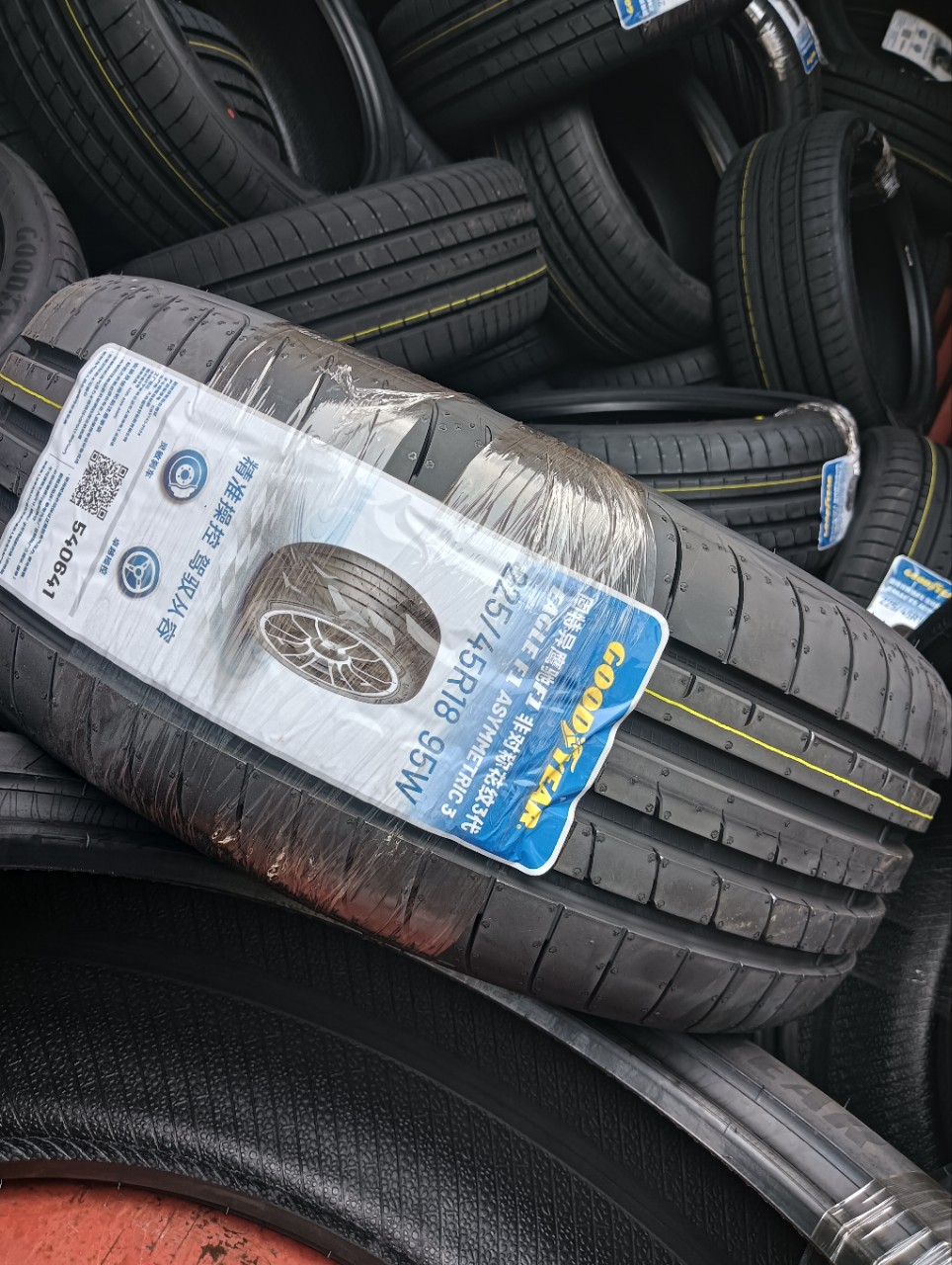 固特异轮胎225/45R18 95w