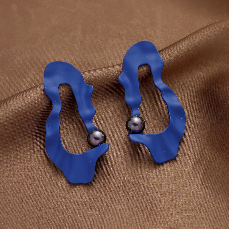 Boucles D&#39;oreilles Géométriques Bleues De Mode Klein Boucles D&#39;oreilles En Alliage En Gros display picture 2