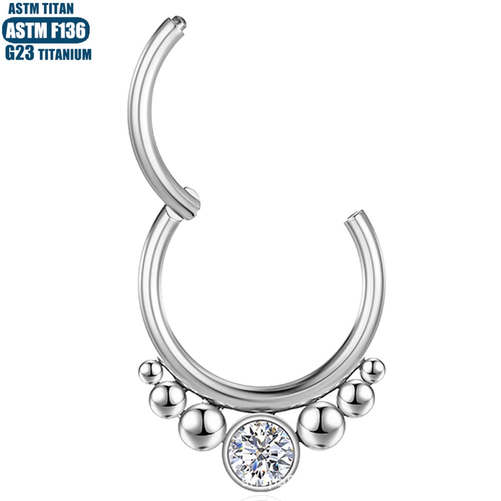 16G labret stud size and finish detail