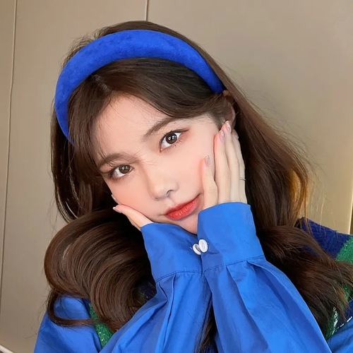 Klein Blue Fleece Hairband for Women | Autumn/Winter Padded Hair Tie | Versatile Outdoor Headband | Elevate Your Look with This High-End Wash Face Hair Clip