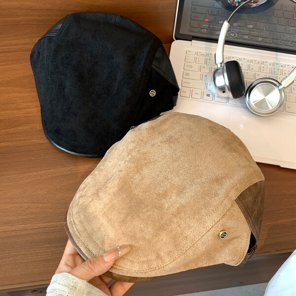 Demi-season velvet retro hat