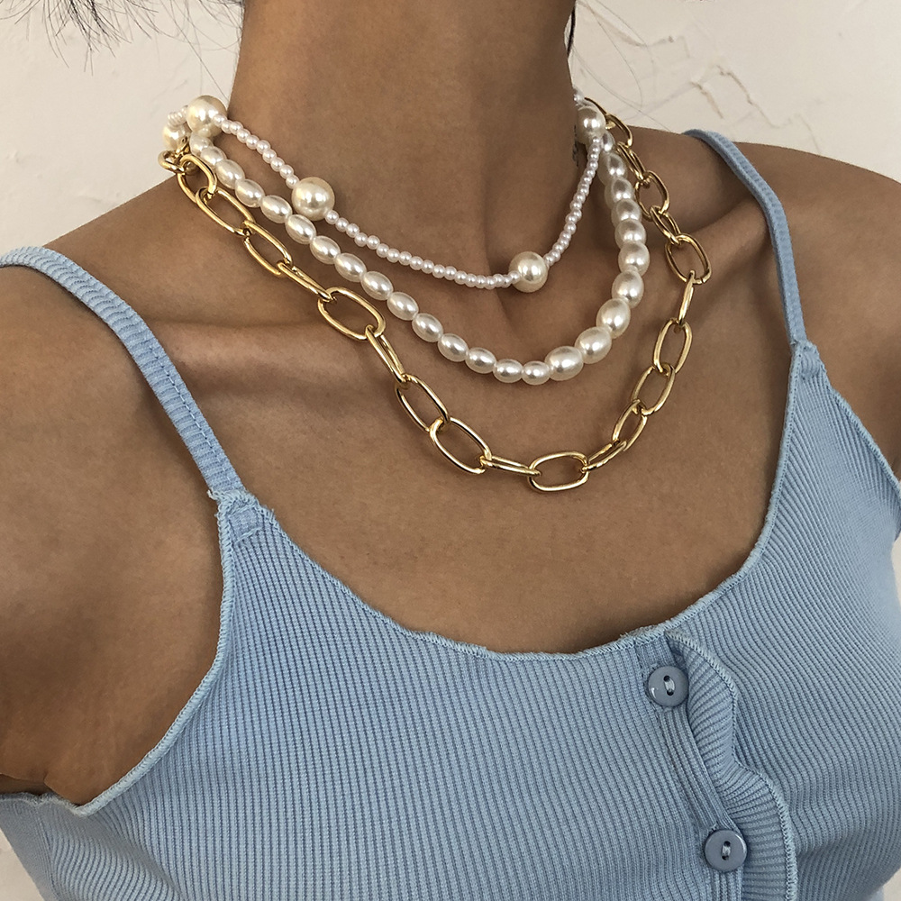 Fashion Geometric Alloy Pearl Multi-layer Clavicle Chain display picture 3