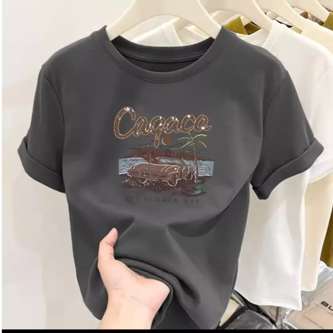 Áo thun nữ cổ tròn in hình cây dừa, chất cotton mềm mại, form suông thoải mái — Màu đen chi tiết 4