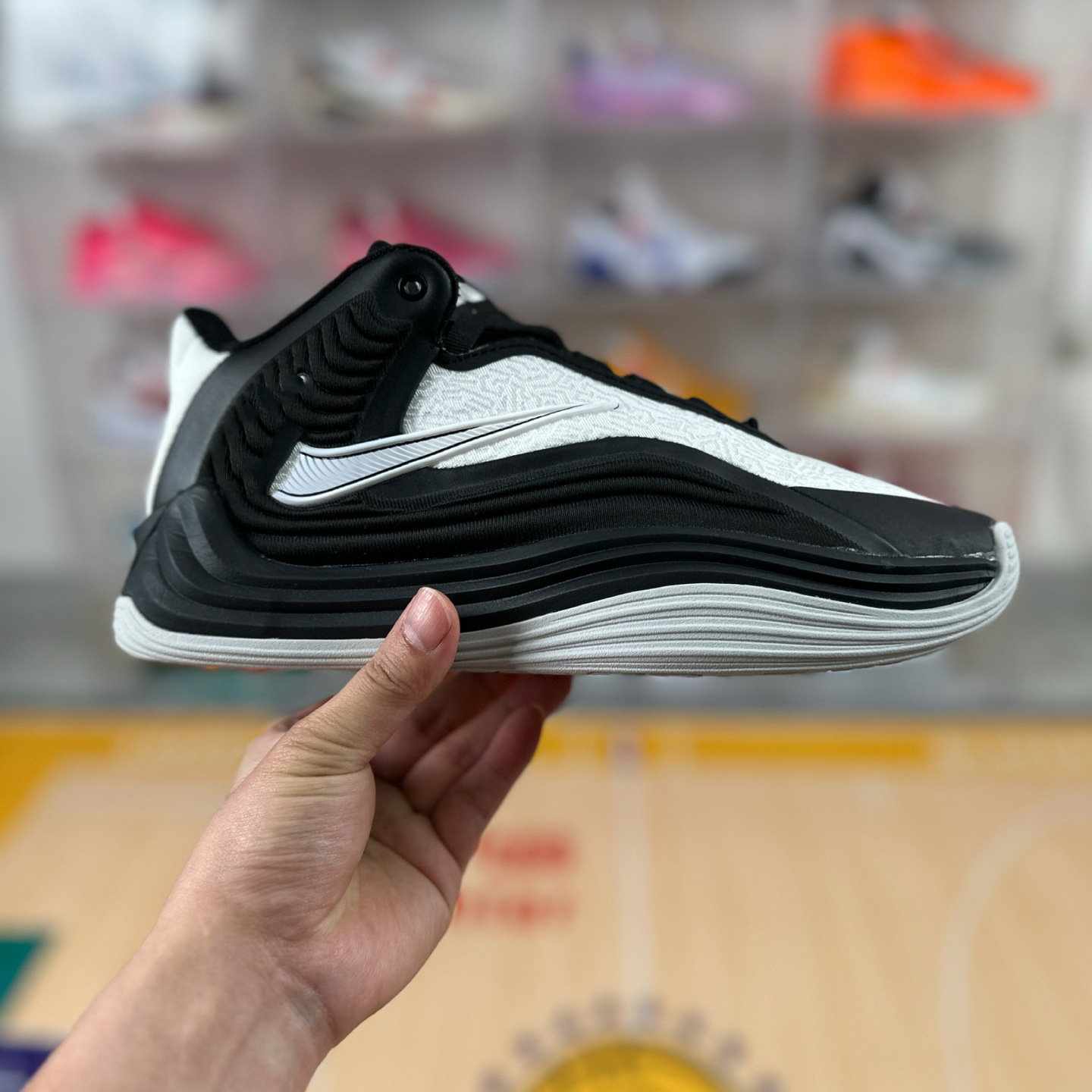 Zapatillas de Baloncesto para Entrenamiento Freak 7 de Cuero y Caucho Transpirables Antitorsión