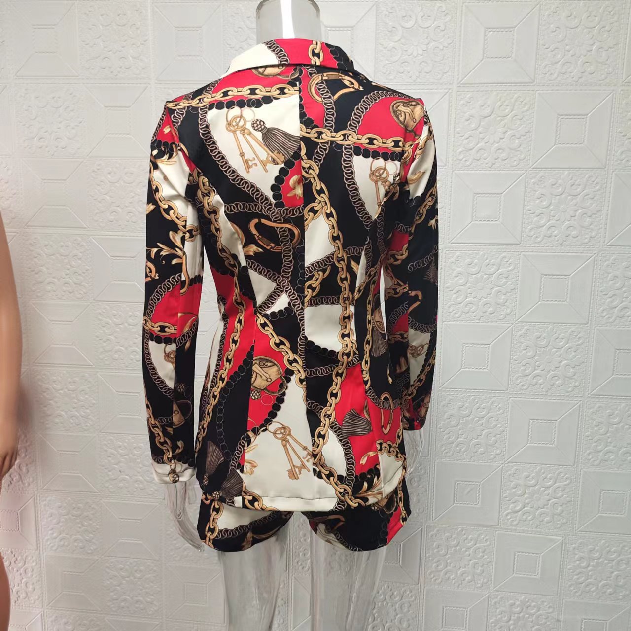 2024 Completo casual da pendolare, cappotto, pantaloncini, moda versatile, set da due pezzi da donna_voghion.com