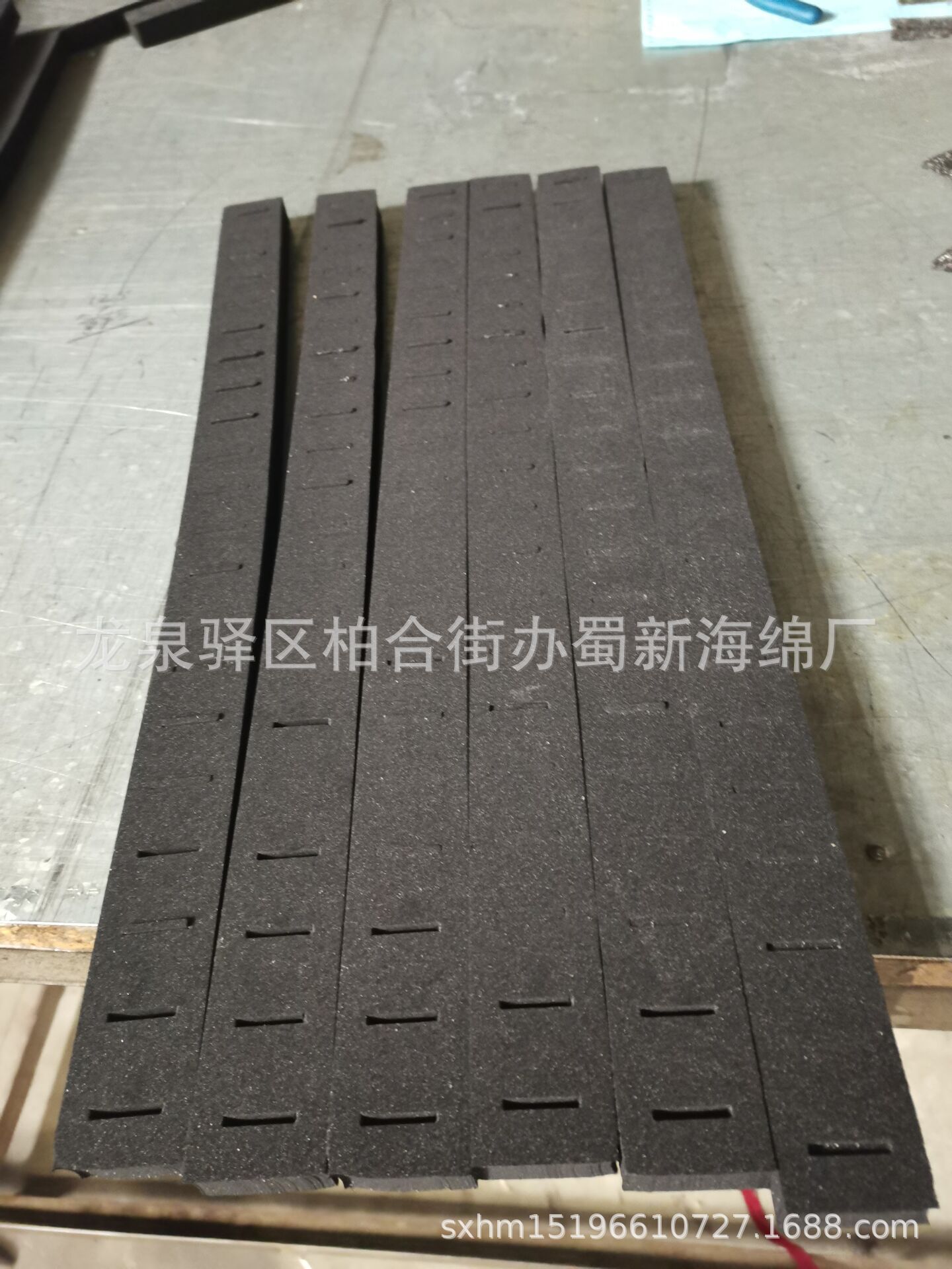 厂家供应耐高温高阻燃橡胶海绵/阻燃耐高温成型异型氯丁橡胶