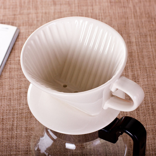 Hand-brewed coffee filter cup Three-hole ceramic filter Drip coffee filter hand-brewed cup coffee utensil