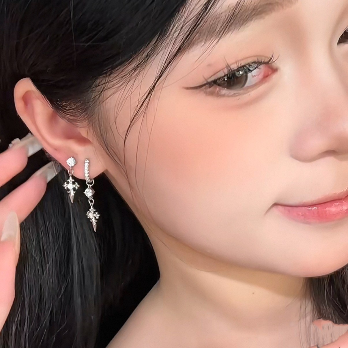 New cross-shaped earrings, featuring delicate straight pins, sparkling studs, and ear cuffs, designed for women