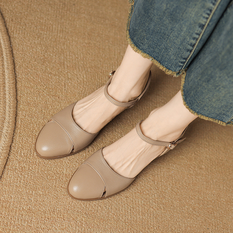 Sandal nữ da dê quai ngang khóa một dây, gót vừa 4,5 cm, mũi kín hở gót — Màu trắng nhạt