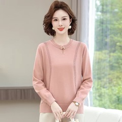 お母さんのセーターの秋の新型の中高年の女性の底のシャツの国風のしゅうとめの上着の丸首の女性のニット