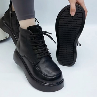 �ﶬ�¿��וr�bѥ�ɸ�ŮЬ�ӽq��ů��ˮ̨��ѥܛƤ�R��ѥ��