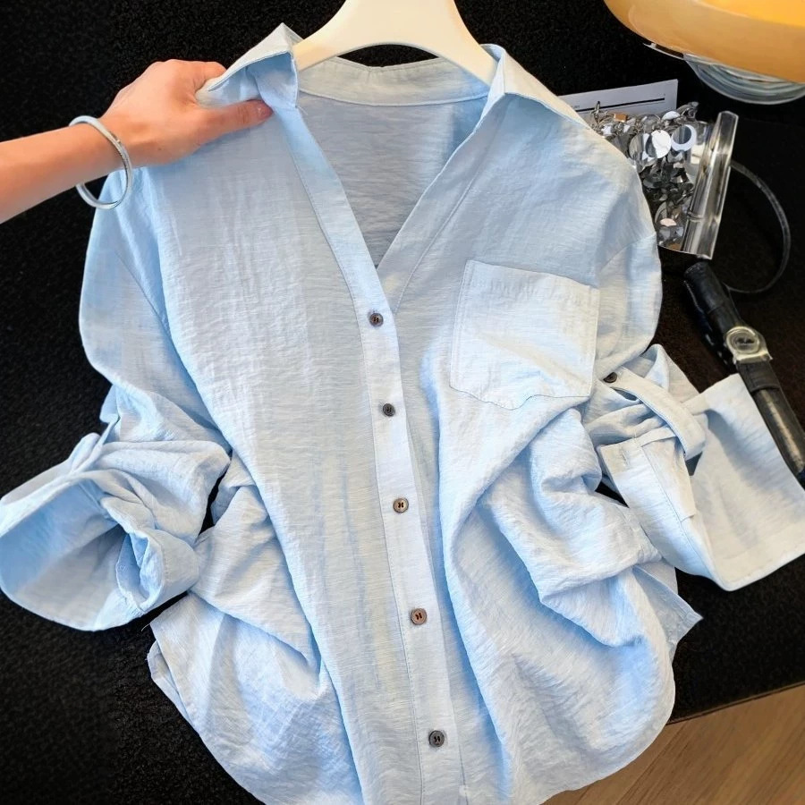 Áo sơ mi chống nắng nữ dài tay dáng rộng chất liệu linen thoáng mát — xanh lam