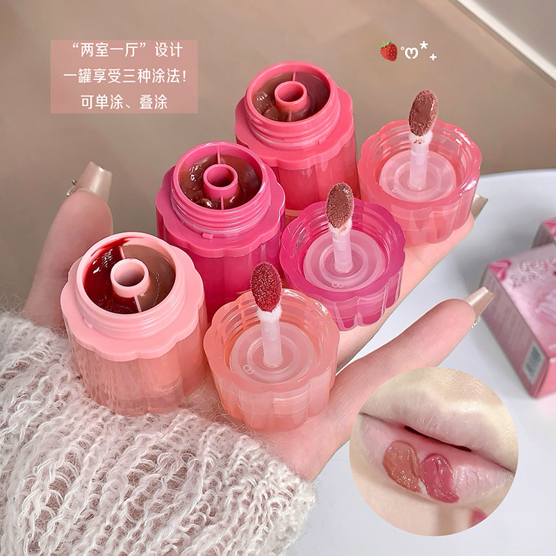 Gege Bear Dual Solid Lip Jael es un espejo hidratante y sedoso que cubre las huellas labial y no es fácil de tocar el esmalte labial.