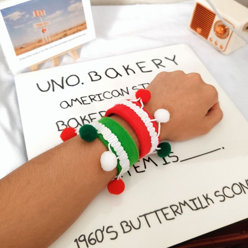 Christmas Bracelets and Headbands, Cross-Border Amazon Lace Snap Bracelets, Wristbands with Christmas Elements, Stackable Bracelets