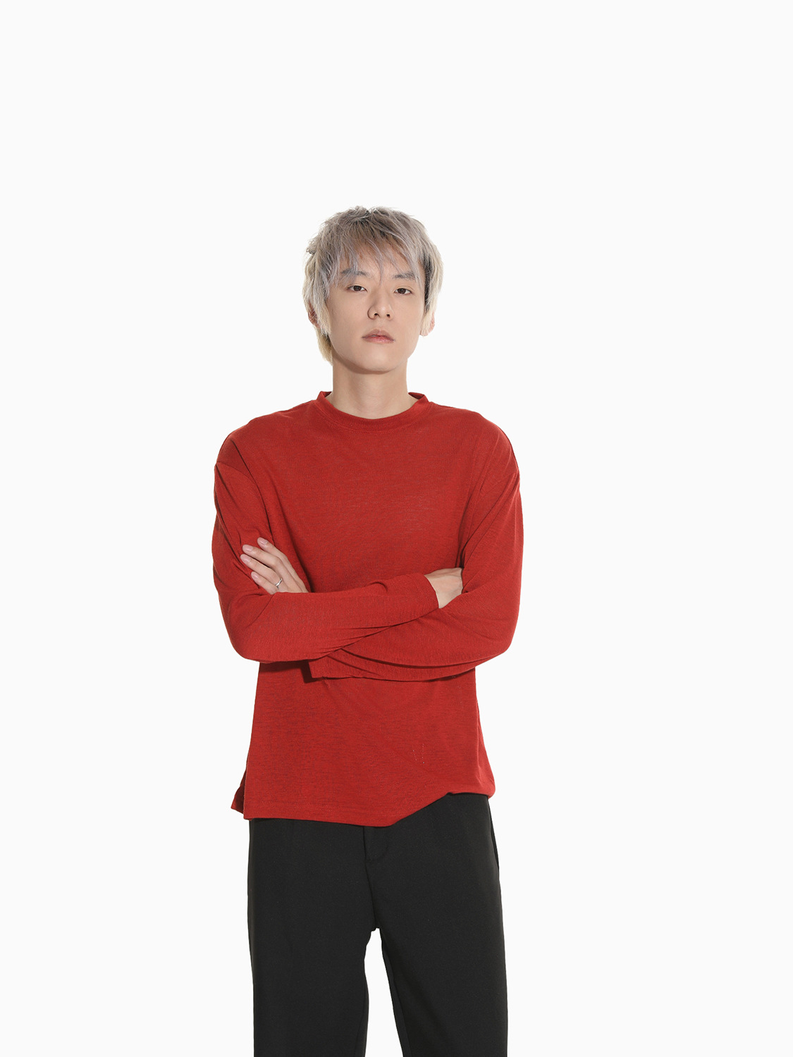 MTLCLOTHES Hombres| Coreano de color sólido cuello redondo hoodie casual diario suelto fondo camisa de punto de manga larga moda