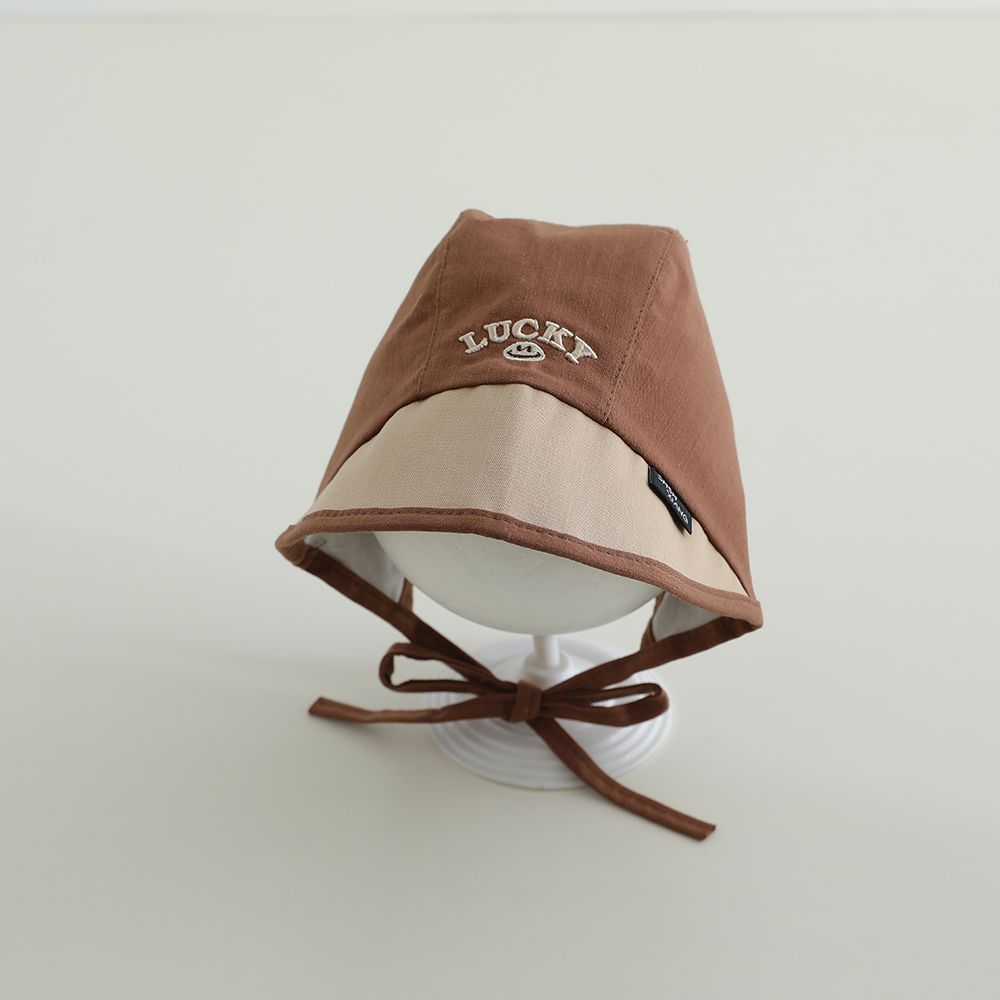 Sombrero coreano para bebés primavera y otoño delgado lazos letras baojou sombrero de corte sombrero de sombrero de abrigo recién nacido puerta de chimenea sombrero de marea