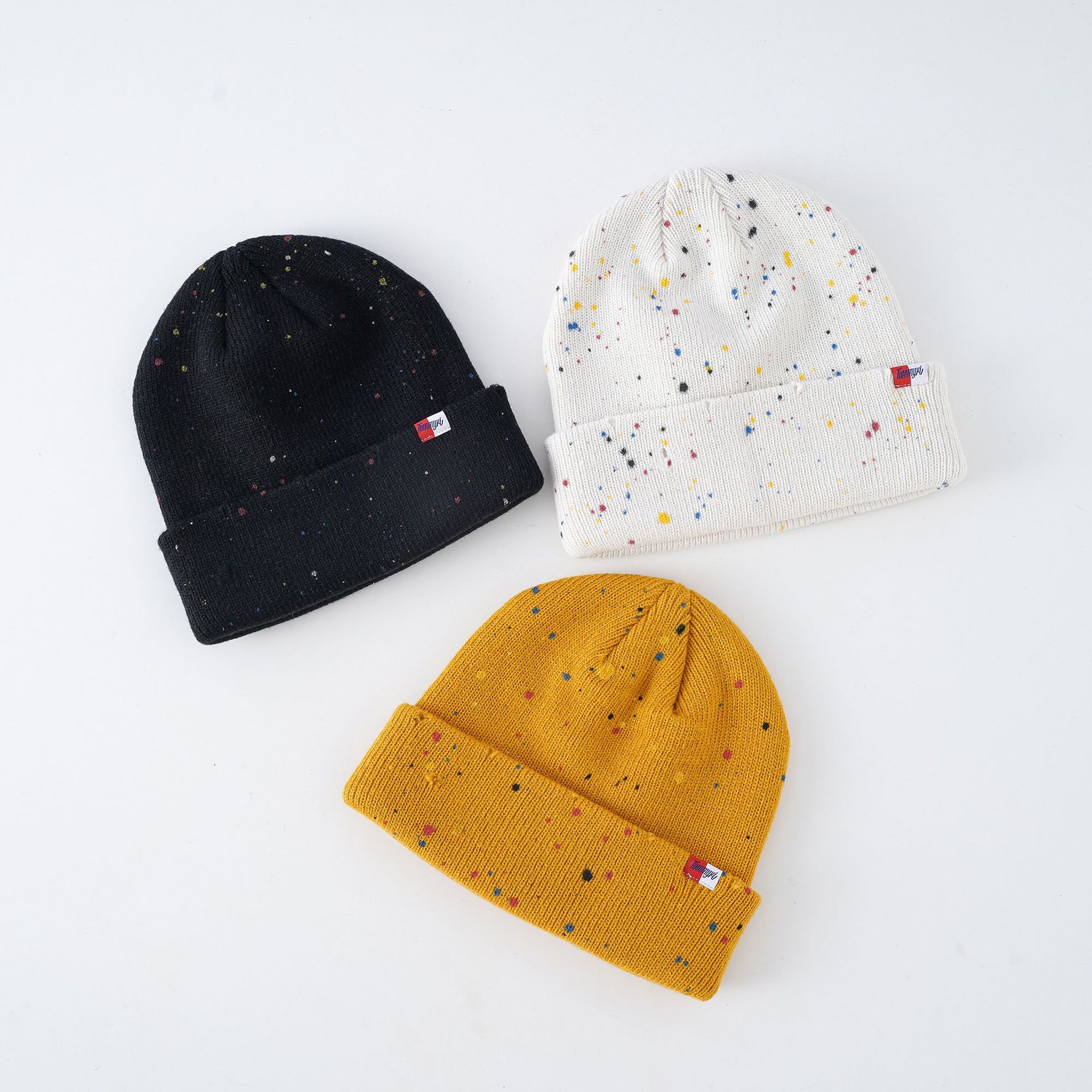 Nuevo otoño y el invierno de punto de moda teñido a mano caliente frío sombrero neutral moda fresco color sólido sombrero de punto