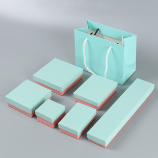�Ʒ���{�w�۵�����b�н�ָ����朵������C�Y��һ�����l����