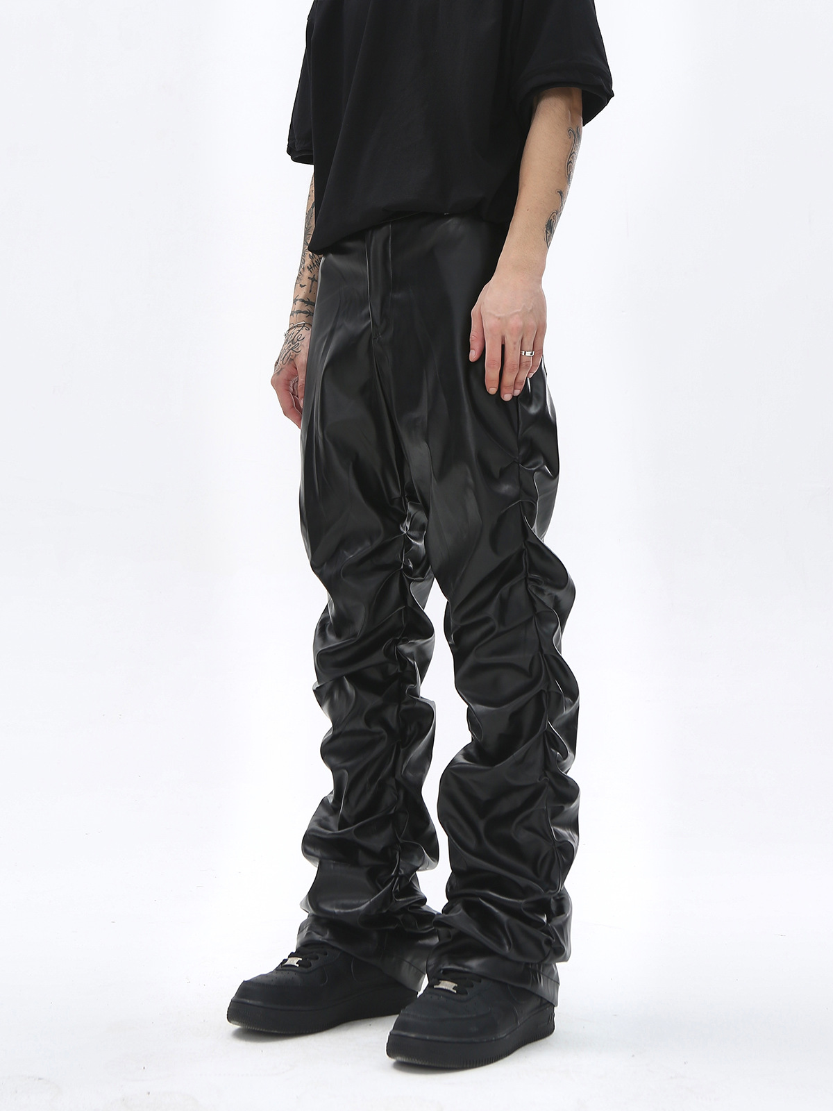 Pantalon en cuir PU d'inspiration punk pour homme - Coupe skinny style moto avec plis subtils, pantalon long slim taille haute (noir, S-XL)_voghion.com