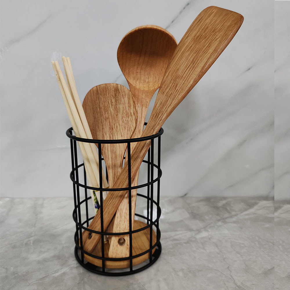 Nórdico simple cuchillo y tenedor de cocina doméstica palillos almacenamiento drenaje de madera maciza hierro forjado drenaje de agua antifusco tubo de almacenamiento